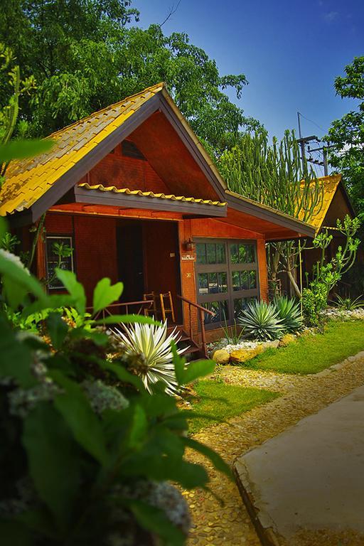 Areeya Phuree Resort Thaton Mae Ai Εξωτερικό φωτογραφία